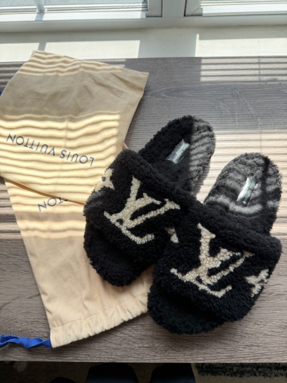 Louis Vuitton Black Monogram Shearling Giant Paseo Comfort Mules